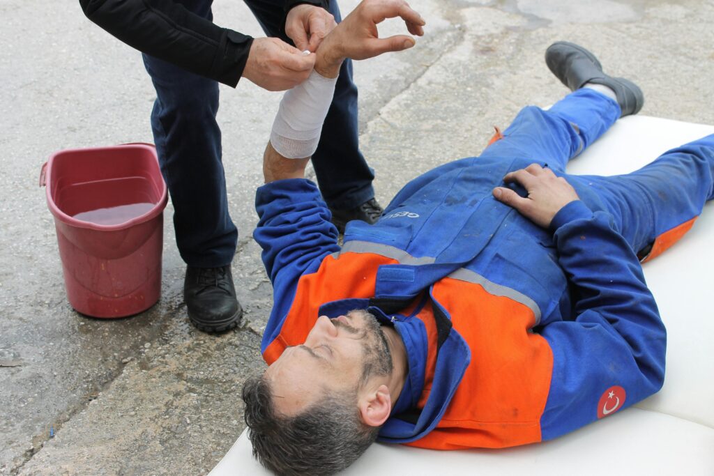 Workers Compensation Psychology A man Injured at work
